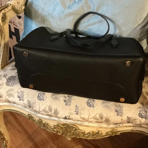 Kate Spade Black Essential Large Work Tote - Black